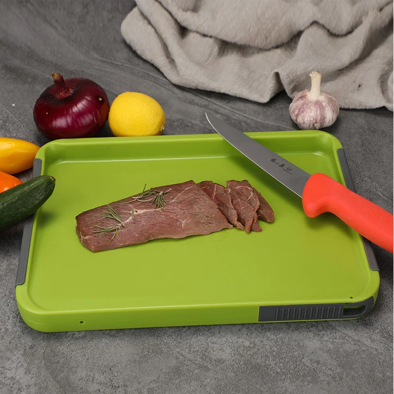 Zhang Xiaoquan 3-in-1 Plastic Cutting Board With Built-In Knives